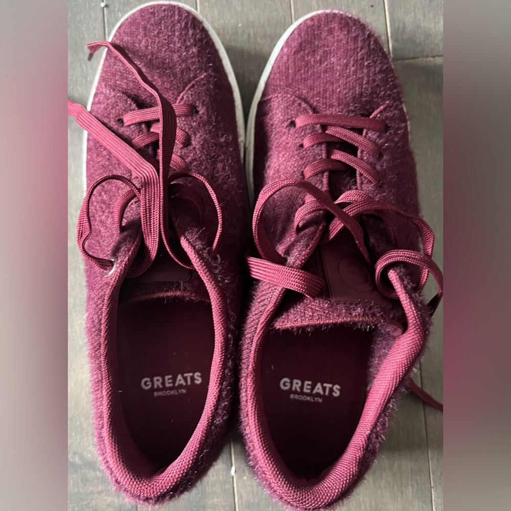 New Greats cashmere size 6 brand new sneaker